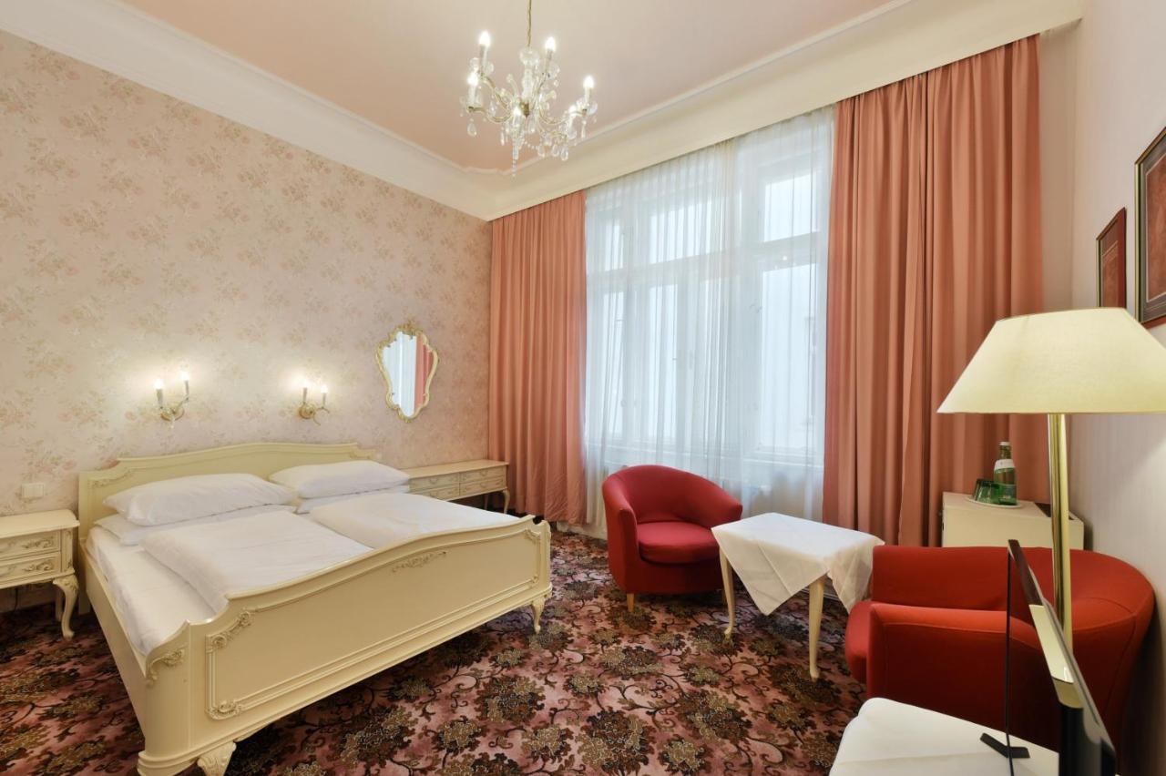 Hotel Pension Baronesse Вена Экстерьер фото