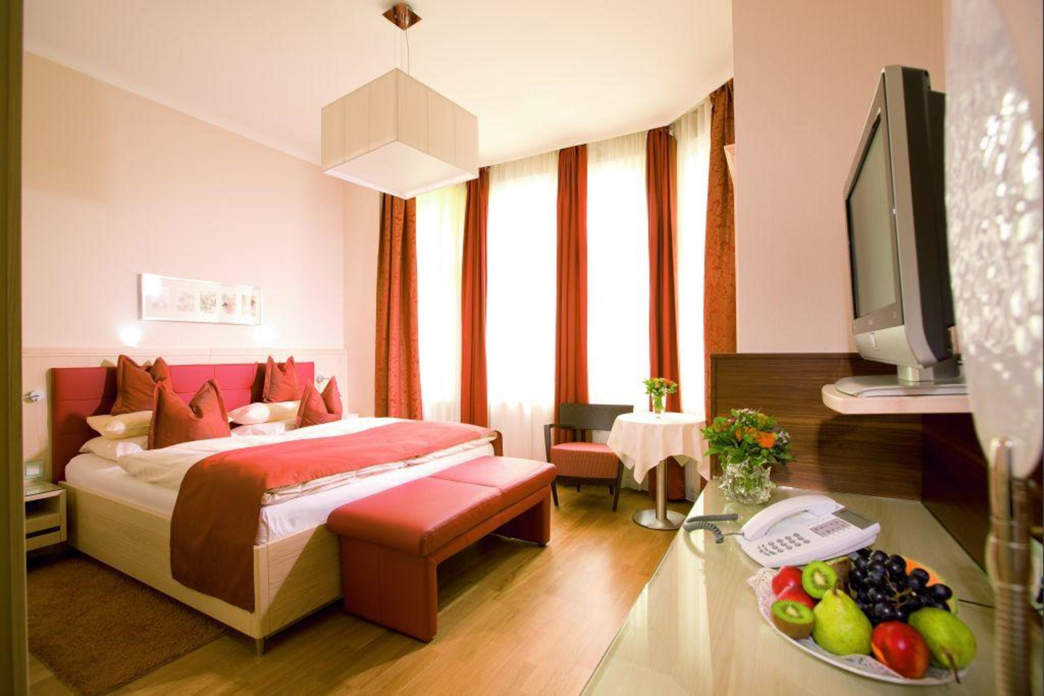 Hotel Pension Baronesse Вена Экстерьер фото