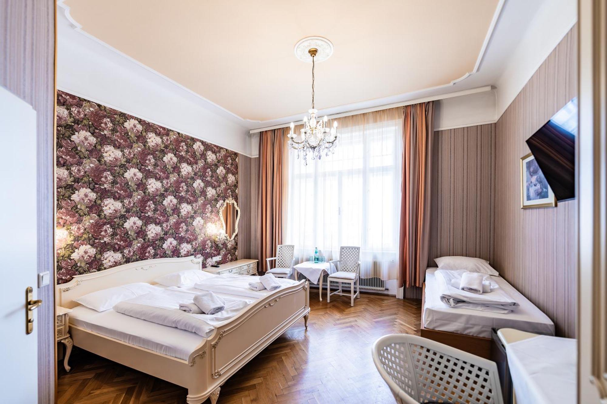 Hotel Pension Baronesse Вена Экстерьер фото