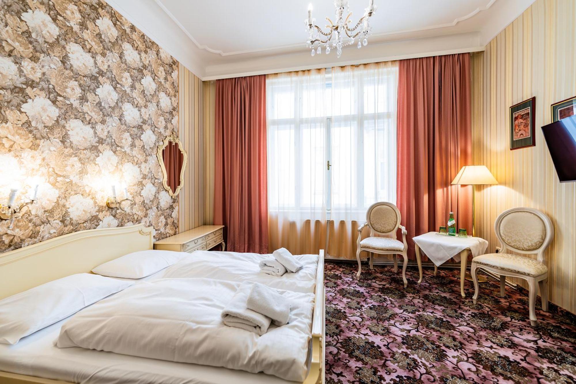 Hotel Pension Baronesse Вена Экстерьер фото