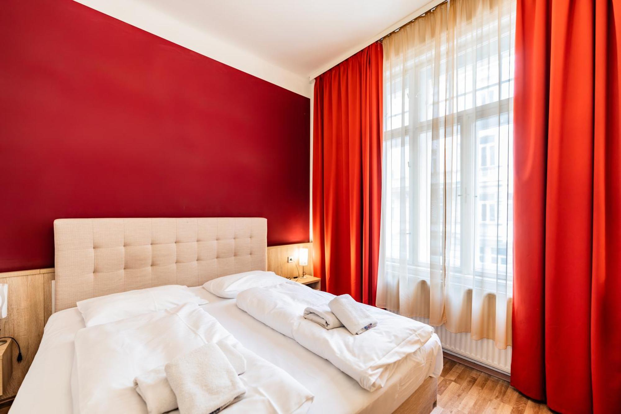 Hotel Pension Baronesse Вена Экстерьер фото