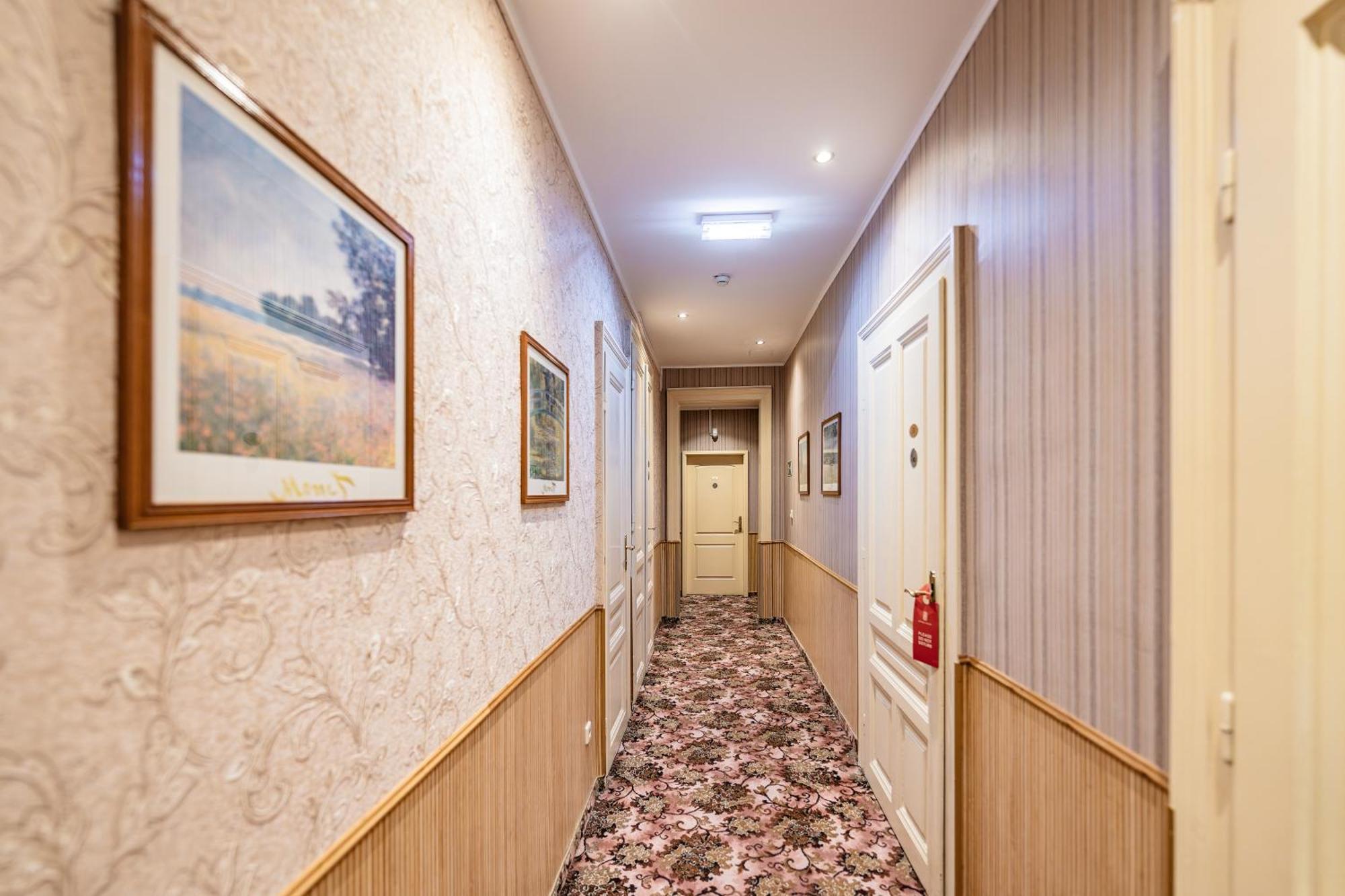 Hotel Pension Baronesse Вена Экстерьер фото