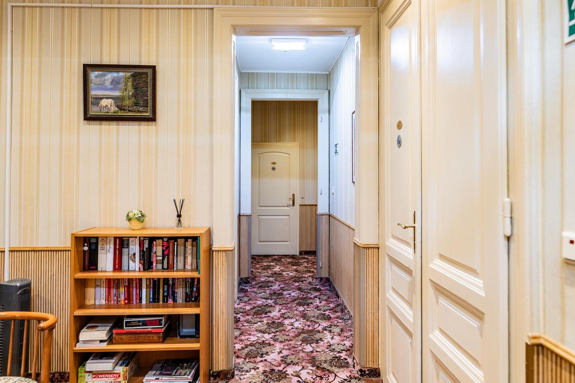 Hotel Pension Baronesse Вена Экстерьер фото