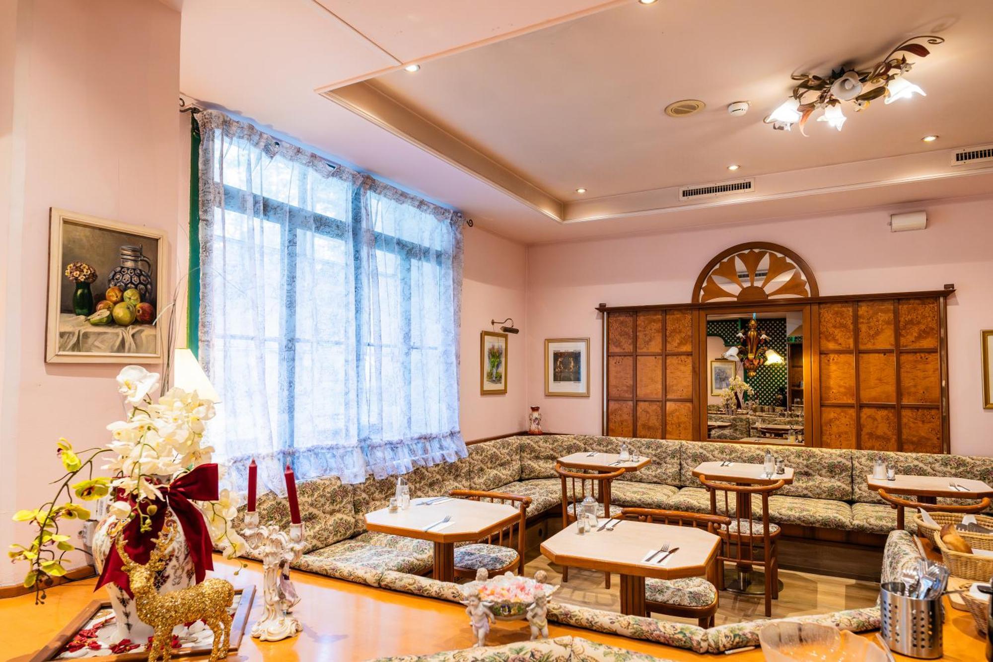 Hotel Pension Baronesse Вена Экстерьер фото