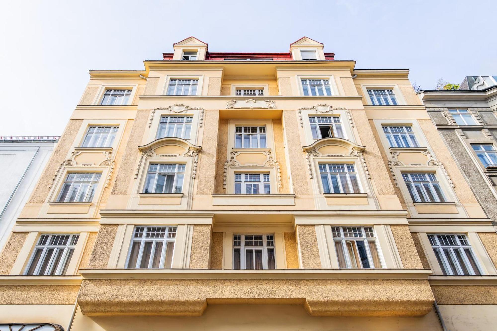 Hotel Pension Baronesse Вена Экстерьер фото