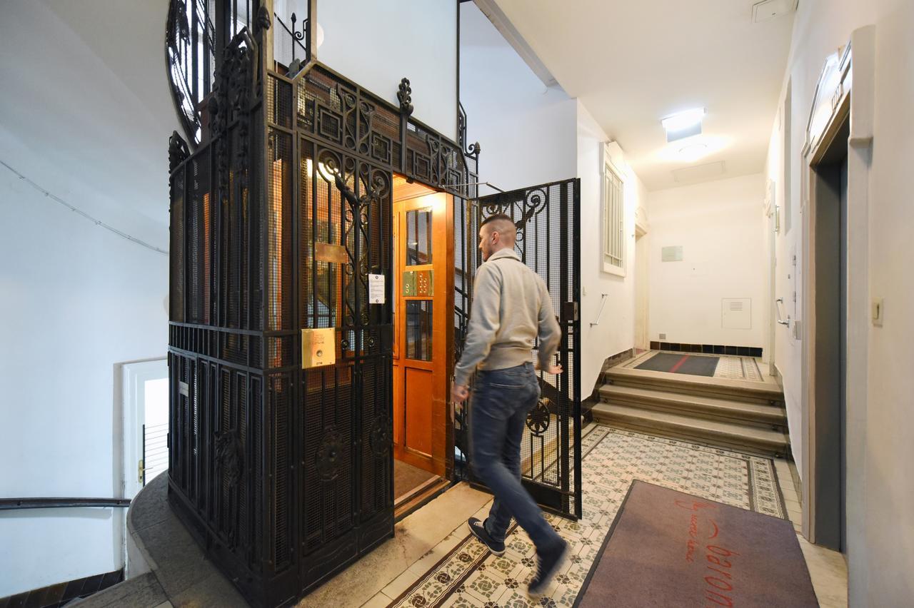 Hotel Pension Baronesse Вена Экстерьер фото